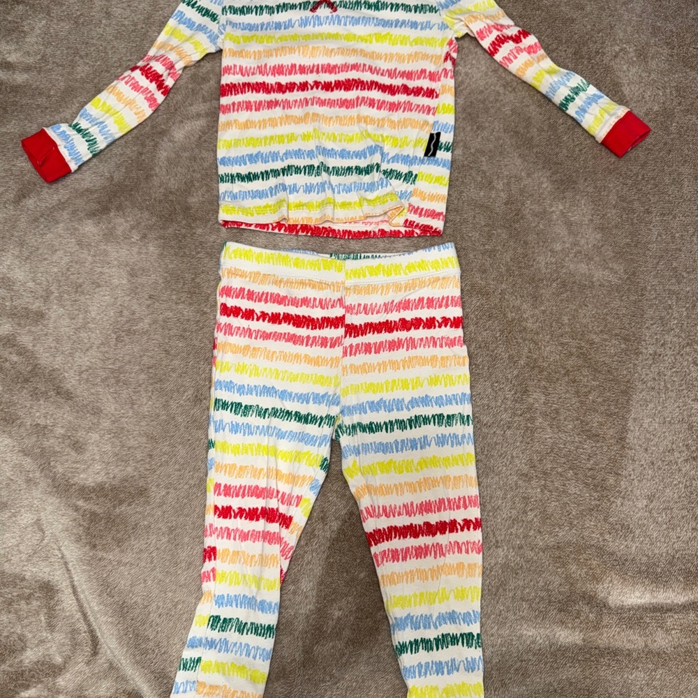 2t pajama bundle - Picture 7 of 8